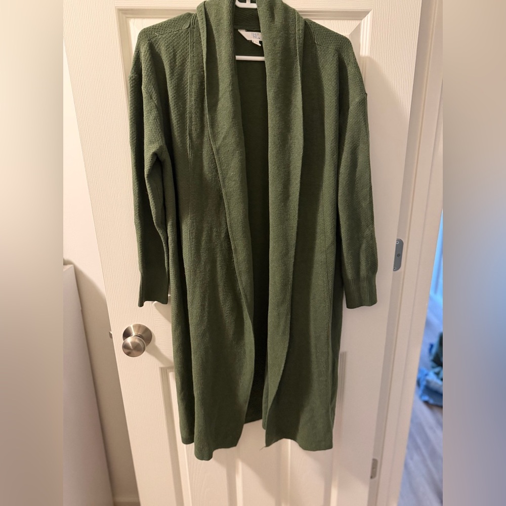 Time and Tru Women's Cardigan in Olive
